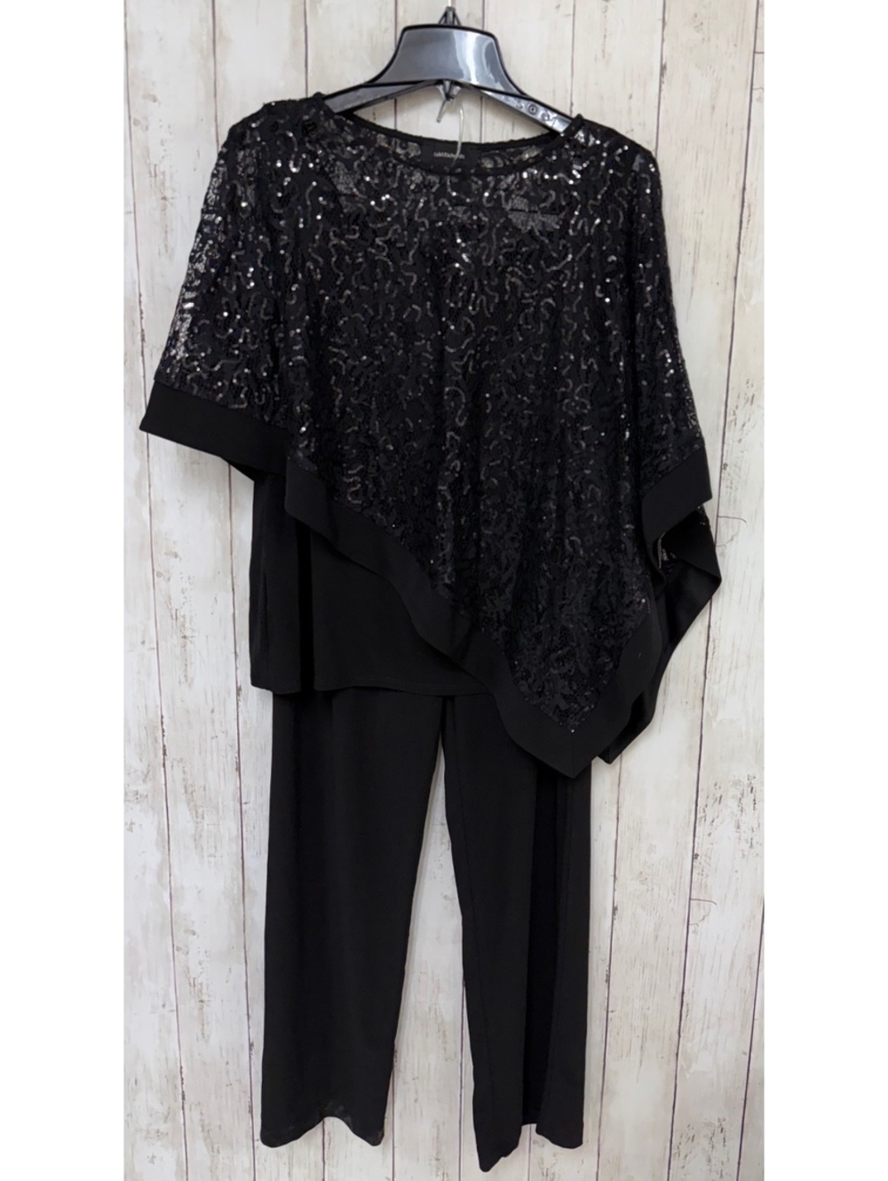 New R&M Richards Black 2-Piece Set Size 12 with Sequin Poncho Top and Pants NWT